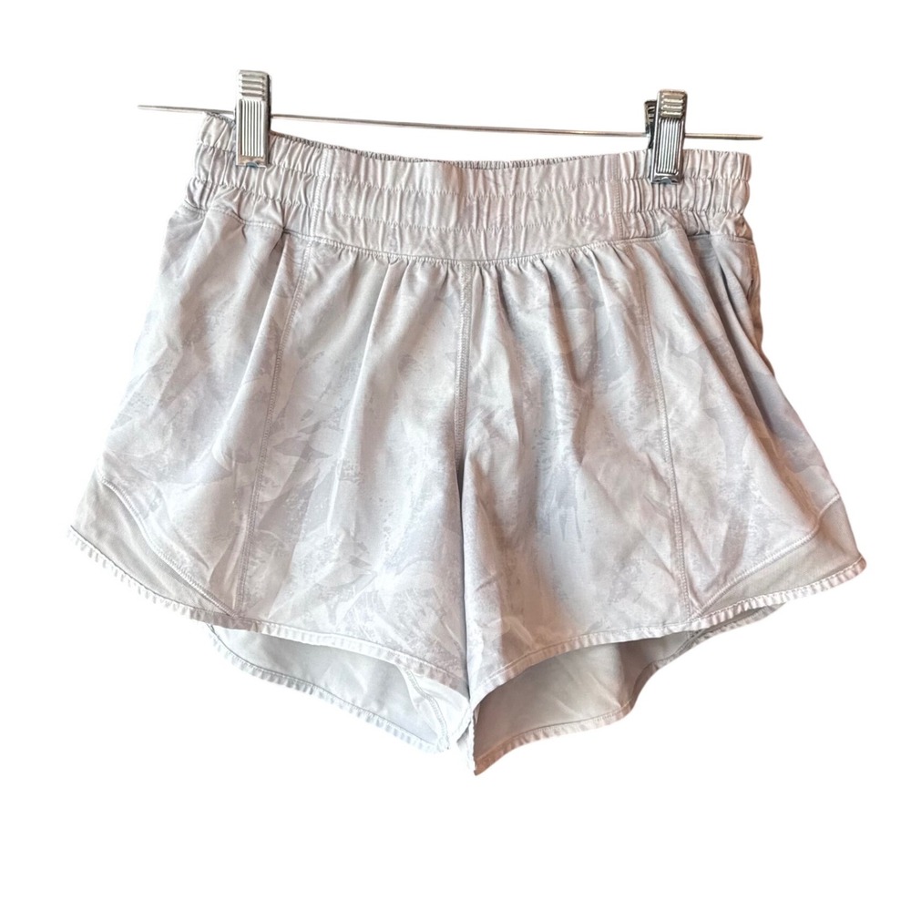 Lululemon Hotty Hot Short II 4" Starlight Multi Women's Size 6